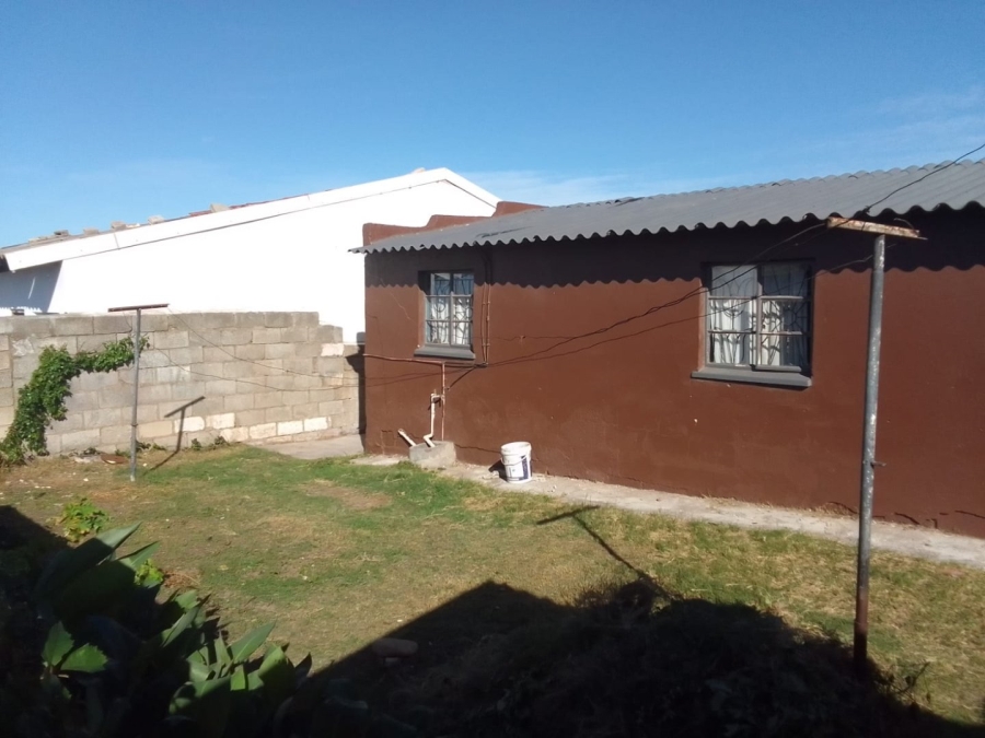 2 Bedroom Property for Sale in Kwazakhele Eastern Cape